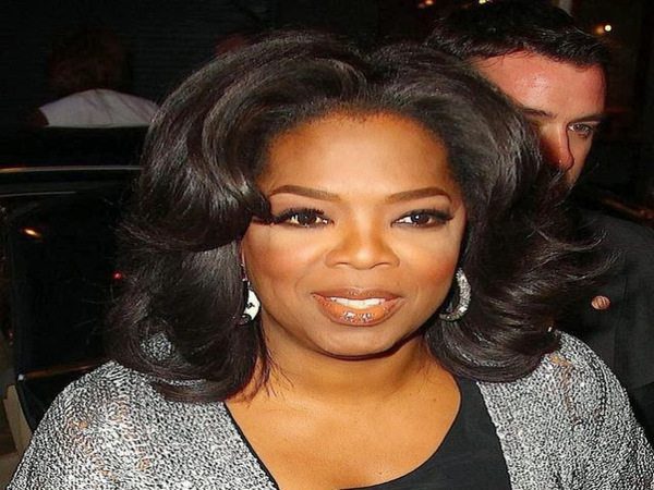 Oprah Winfrey Wavy Shoulder Length Hair