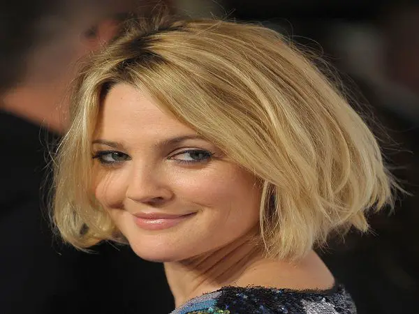 Drew Barrymore Straight Bobbed Blond Hair