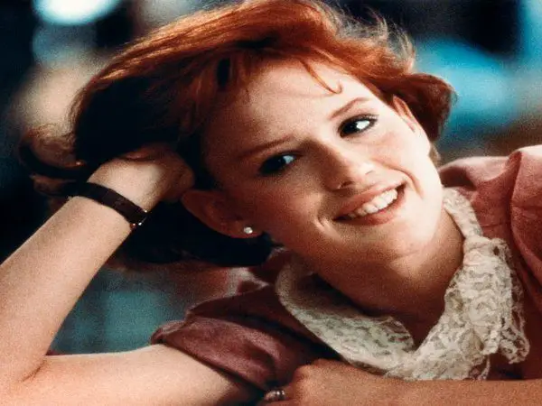 12 Magical Molly Ringwald Hairstyle Pictures