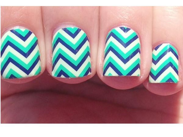 White, Light Blue, Dark Blue and Aqua Striped Nails
