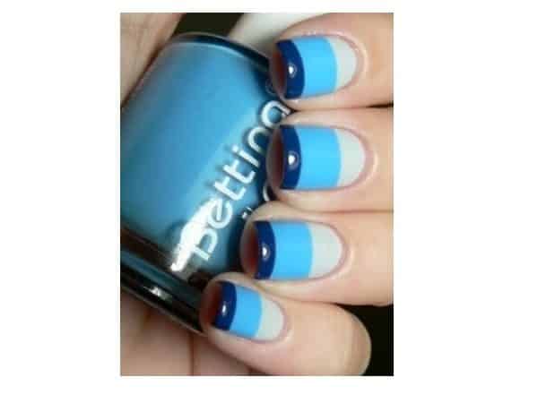 Tri Blue Colored Striped Nails