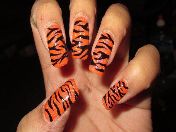 Long Orange Striped Tiger Nails