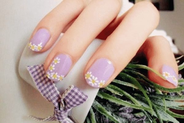 lilac nails 5