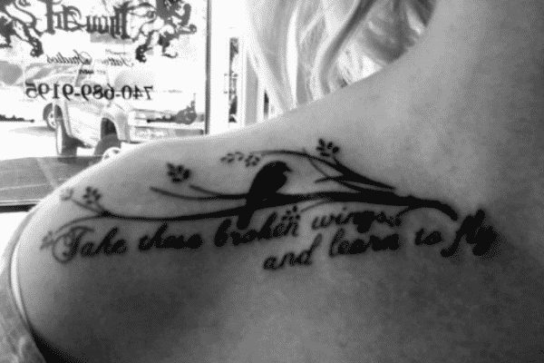 collar bone tattoo design ideas