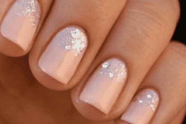 peach nails