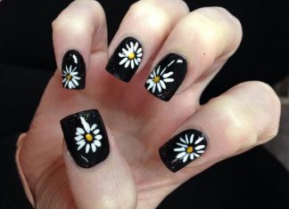 15 Darling Little Daisy Nail Art Designs