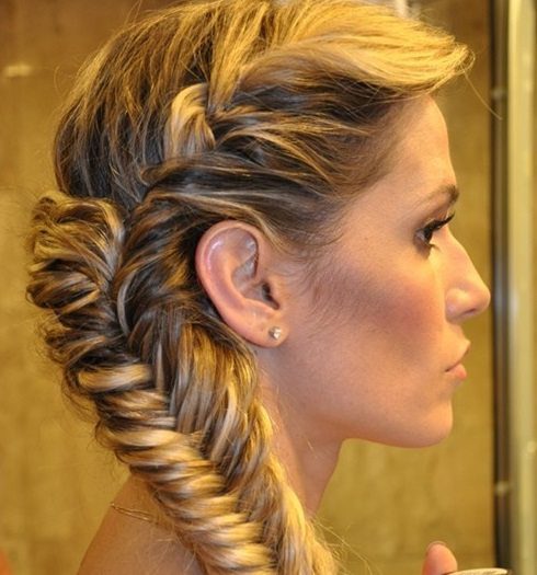 21 Enchanting Fishtail Braid Ideas For Women