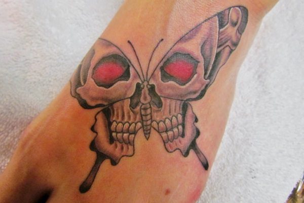 creative skull tattoo