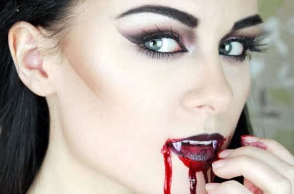 vampire makeup for women