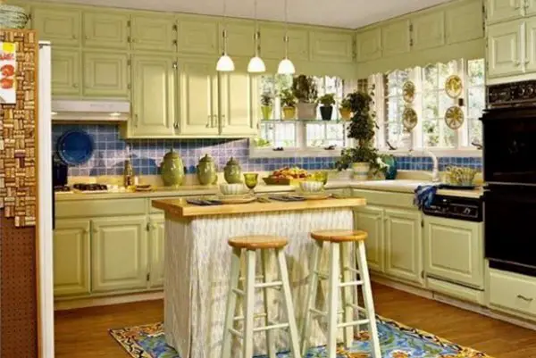 painting kitchen cabinets