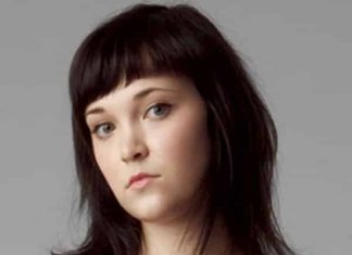 15 Stunning Short Hairstyles With Bangs