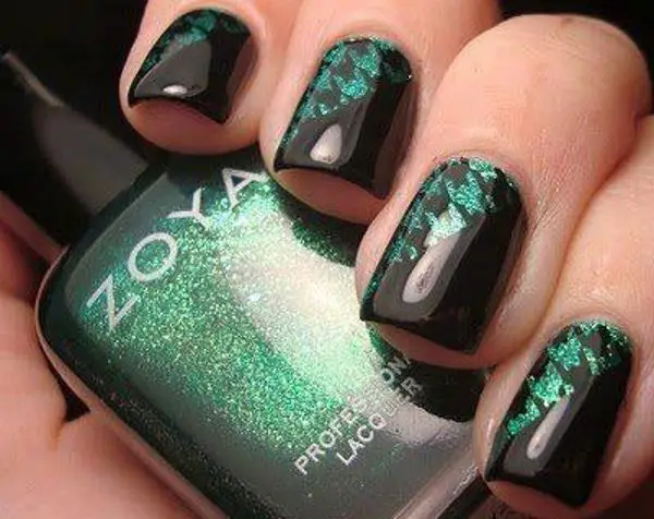 dark nail designs