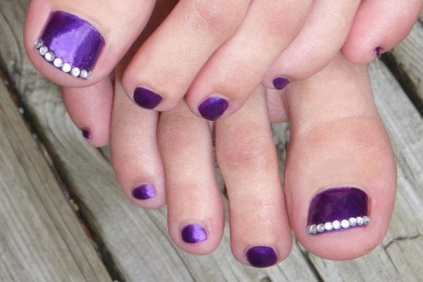 15 Perfectly Polished Toenail Designs