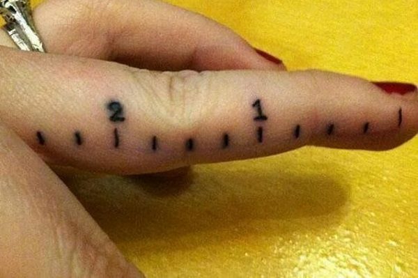 finger tattoos