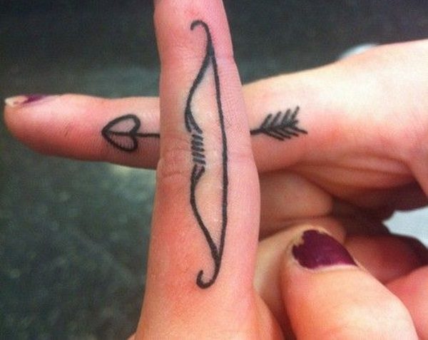 finger tattoos