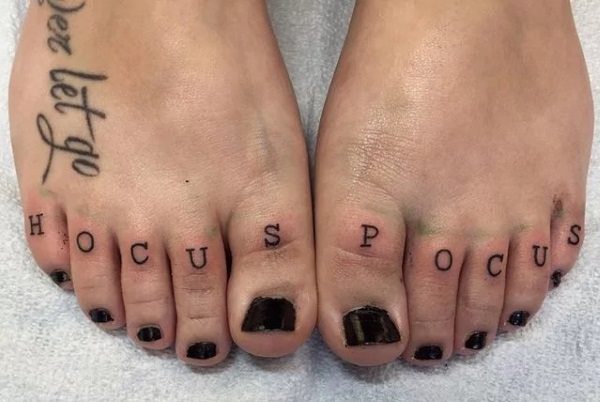 toe tattoos