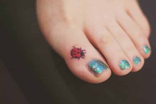 toe tattoos