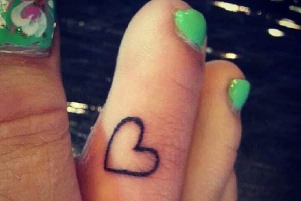toe tattoos