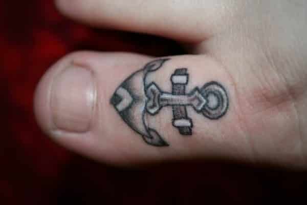 toe tattoos