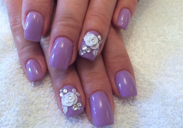 purple flower nail art