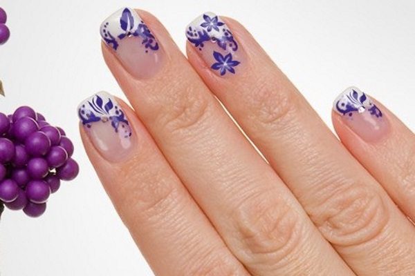 purple flower nail art
