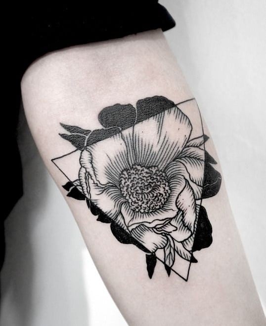 24 Black And White Poppy Tattoos