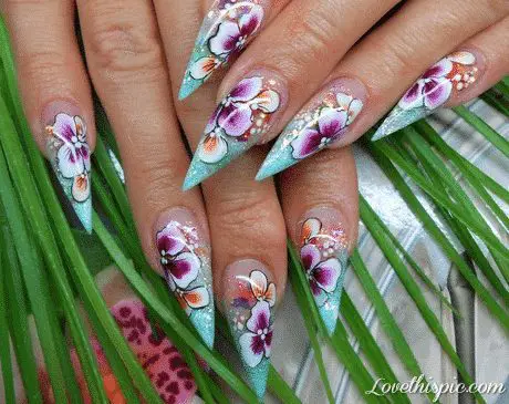 flower-nails