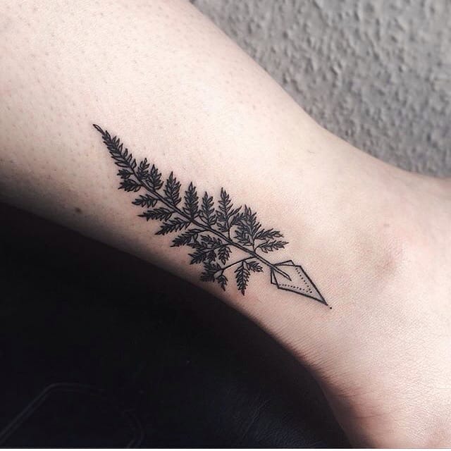 geometric-fern-tattoo