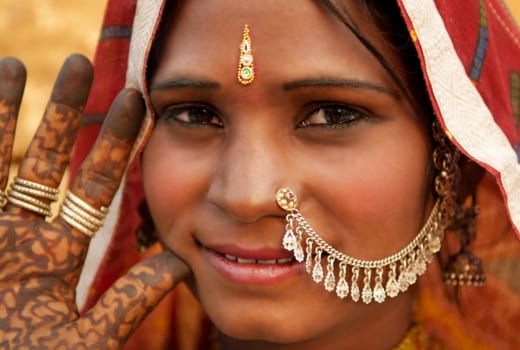 nose-to-ear-piercing