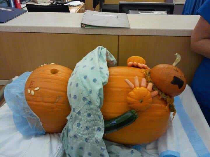 9 Surprisingly Funny Pumpkin Carving Pictures
