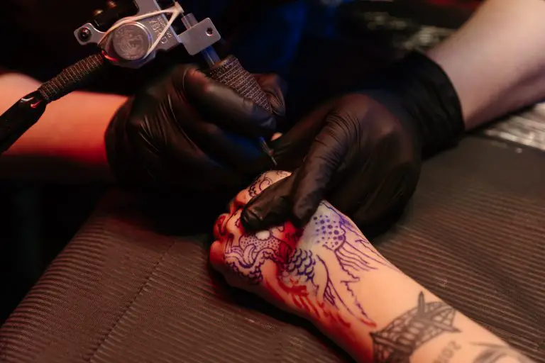 How Much Do Tattoo Artists Make?